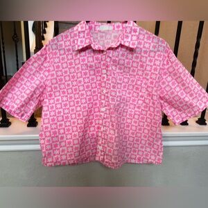 Q2 Top Women’s Pink Floral Flower Child Boxy Button Up size Small
